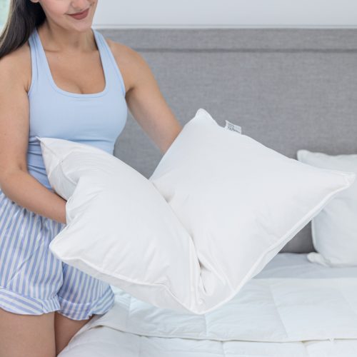 model with polyester pillow